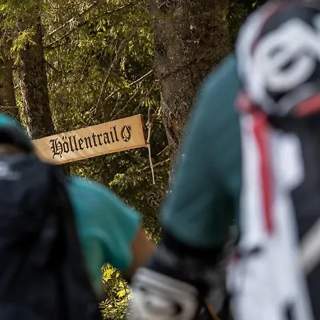 Spielberghaus לינה וארוחת בוקר 3*