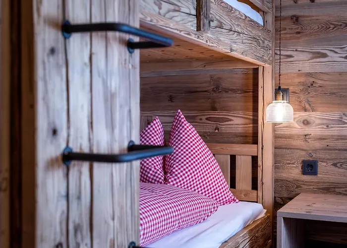 B&B Spielberghaus 3*